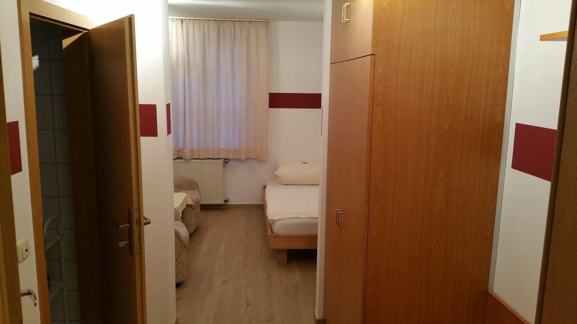 Hotel Munsterer Hof ภายนอก รูปภาพ